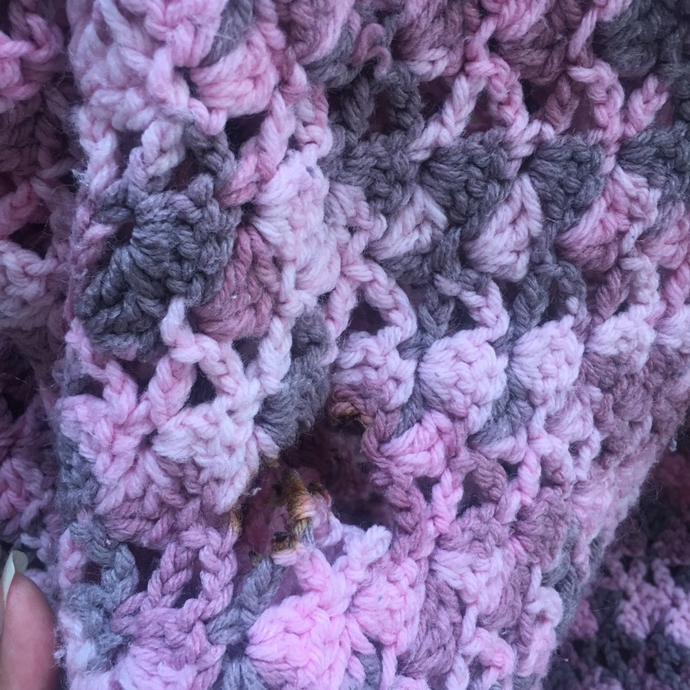Pink Crochet Blanket - Picture 2 of 3